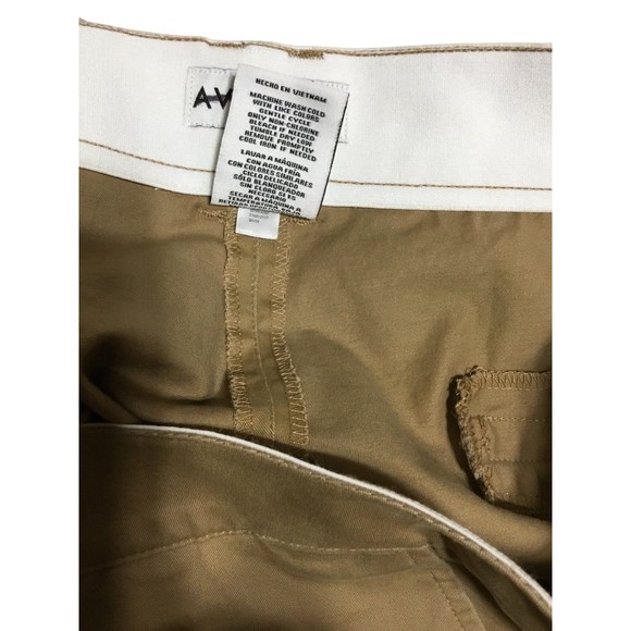 Ava and Viv Chino Shorts Size 26W NWT - Picture 6 of 8